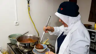 Ne tarhana ne mercimek: Kaşık kaşık şifa dağıtıyor