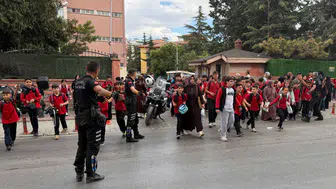Konya'da öğrencilerin okul çıkışındaki güvenliği zabıtaya emanet
