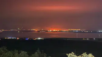 Konya'da anız yangınları geceyi aydınlattı