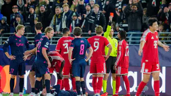 Futbol sahalarında bir ilk: Sarı ve kırmızı kartlar da sanal oldu