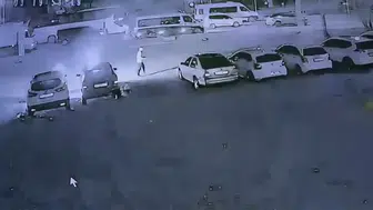 Otomobil kundakçıları yine işbaşında: Galerideki 6 aracı ateşe verdi