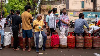 İran savaşının etkileri: Asya'da yıkım, şiddet, yağma ve grev