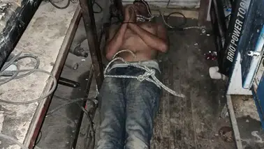 İşkence yapıp hamam böceği yedirdiler: O anları kayda aldılar