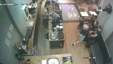 Kafe çalışanına yumruklu saldırı: Olay anı kamerada