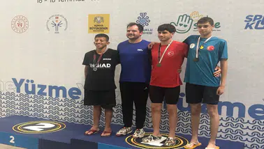 Şampiyona Konya'da düzenlendi: Özel sporcudan 4 gümüş madalya