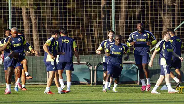 Fenerbahçe, Konyaspor maçı hazırlıklarını tamamladı
