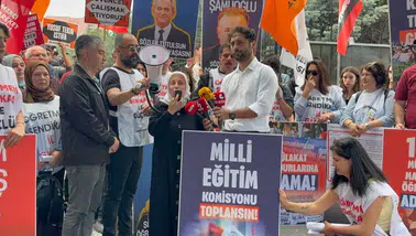 Binlerce öğretmen 'Mazeret tayini' mağduru: Aile birliği bozuluyor