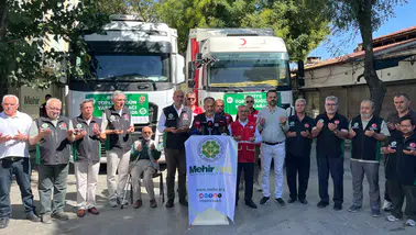 Konya'dan Suriye'ye toplu düğün yardım araçları uğurlandı