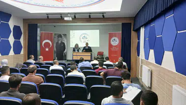 Konya'da okul müdürleri yeni eğitim yılı için bir araya geldi