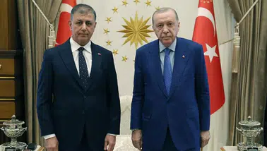 İzmir Büyükşehir Belediye Başkanı Cemil Tugay AK Parti'ye mi geçecek: Rozet hazırlıkları