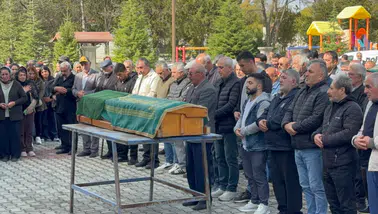 Manisa'daki otobüs kazasında ölen yolcuya Konya'da veda