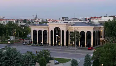 Konya'nın hayatları güzelleştiren binası: Şehir hayatına değer katıyor