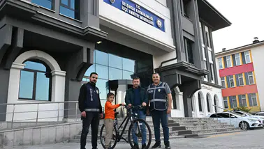 Konya’da polis ekiplerinden çalıntı bisiklet operasyonu: 8 tutuklama