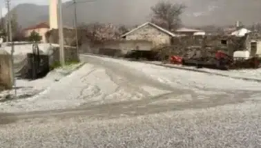 Konya beyaza büründü: Bu sefer kar değil dolu!