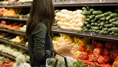 Meyve sebzede soygun düzeni mi: Bakanlık ifşa etti tarlada 50, rafta 250