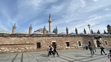 Konya zirveyi kaptı! Vatandaşlar Mevlana Müzesi dedi