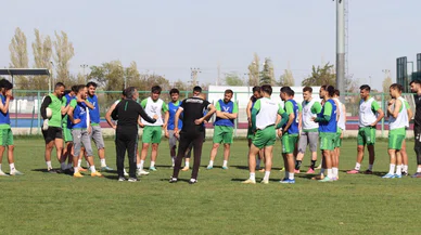 1922 Konyaspor matematiksel olarak ligde nasıl kalır? 1 puan yetiyor mu ?