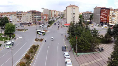 Konya'daki bu belediye Erdoğan posterini yeniden astı