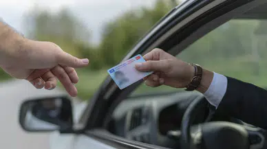 2 milyonu aşkın kişi ehliyetini yenilemedi: 1 Ağustos'tan itibaren 7 bin lira ödeyecekler