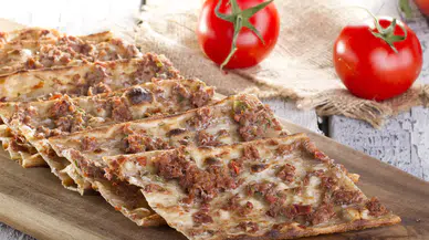 Konyalılar etliekmeği kaç liraya mâl ediyor?