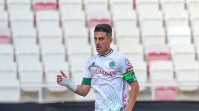 Konyaspor, Soner Dikmen'e teşekkür etti! Vedalar sürüyor