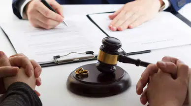 Evliler bunu çok yapıyor. Aileye laf etmek ağır kusur sayıldı
