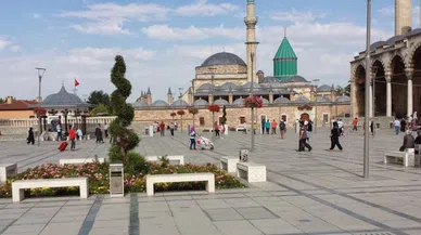 Konya son dönemlerin en hareketli sezonunu yaşıyor! Akın ediyorlar