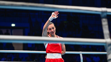 Buse Naz Çakıroğlu çeyrek finalde
