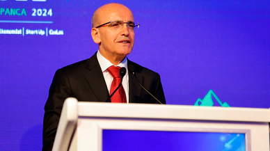 Bakan Şimşek'ten dezenflasyon yılı açıklaması! Hedef tek haneli rakamlar