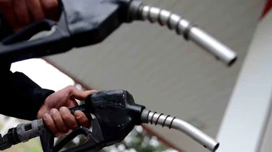 Depoları doldurma zamanı! Benzine zam yolda