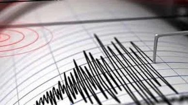 Ege Denizi'nde korkutan deprem