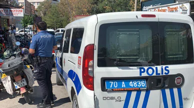 Hasmını bıçakladı, motosikletle kaçtı