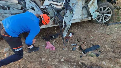 Sürüye çarpan otomobile arkadan gelen kamyon çarptı: 1 ölü, 2 yaralı