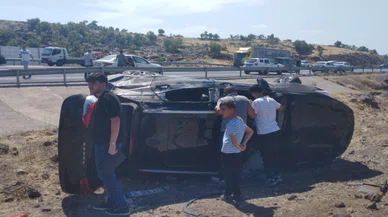 Otomobil şarampole devrildi: 7 yaralı