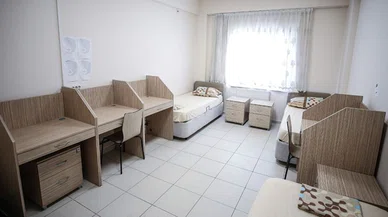 Yurt ücretlerine dev zam! Öğrenciler kara kara düşünüyor