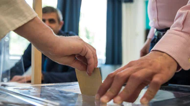 Üç cumhurbaşkanı adayına onay çıktı