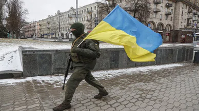 Ukrayna'da şok istifa! Rusya savaşında başroldü