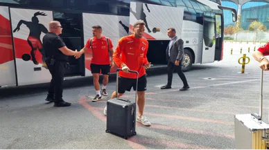 A Milli Futbol Takımı, Cardiff yolunda