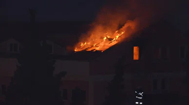 Okulda çıkan yangın öğrencileri hayattan kopardı