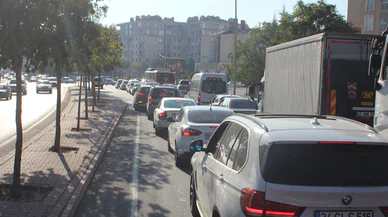 Konya'da aceleci ve acemi sürücüler karşı karşıya geldi! Trafik felç oldu