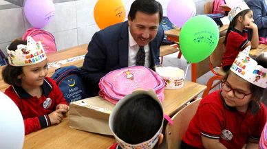 Karatay’da gelenek bozulmadı! Binlerce Konyalı öğrenciye eğitim desteği