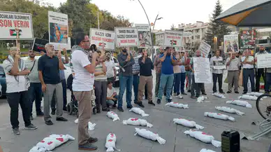 Konya'da bebek cenazeli protesto! Gazze için ayaktalar