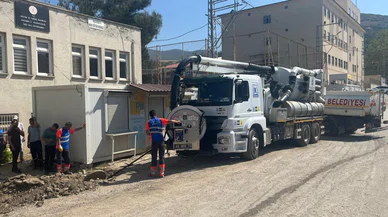 Konya, deprem bölgesini yalnız bırakmadı! Çalışmalar devam ediyor