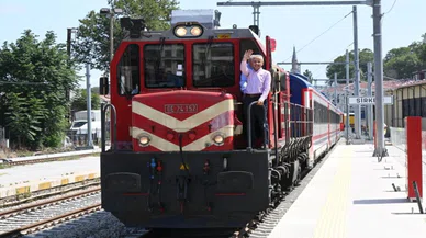 Fabrikaların yükünü demiryolları çekiyor