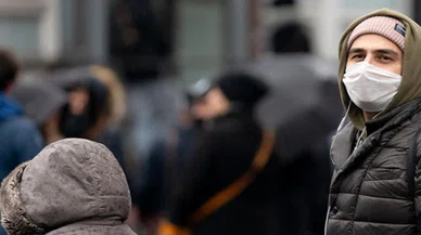 Pandemi dönemi geri mi geliyor? İlk aşıya onay çıktı
