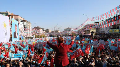 İYİ Parti'de istifa silsilesi sürüyor