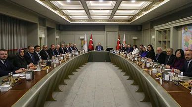 Ak Parti'de  MYK bugün toplanıyor