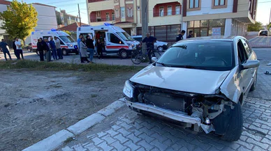Konya'da otomobil ve motosiklet çarpıştı