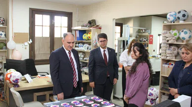 Konya'nın eski valisi Özkan göreve başladı