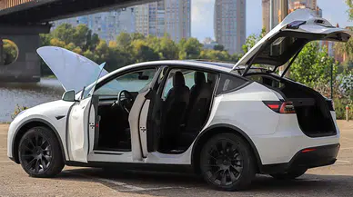 Dünyada indirim Türkiye'de zam var! Tesla fiyatları artırdı
